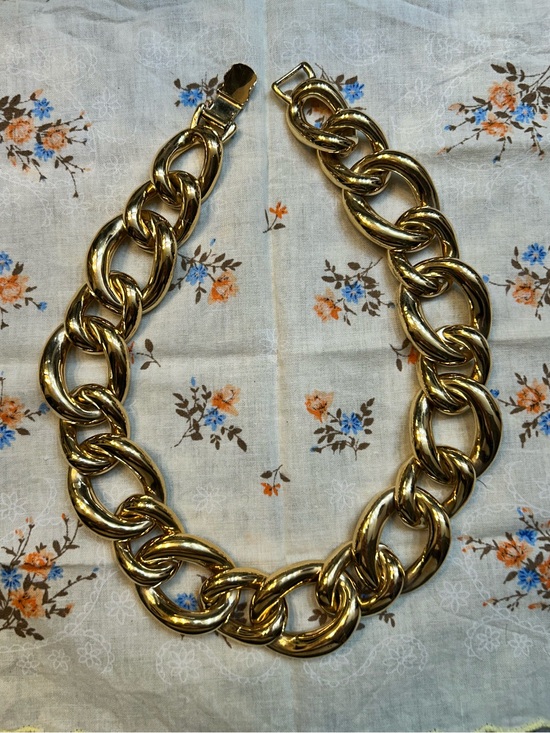 Jewelry - 80s style Gold-Tone Chunky Chain Necklace - Monet, Anne Klein style